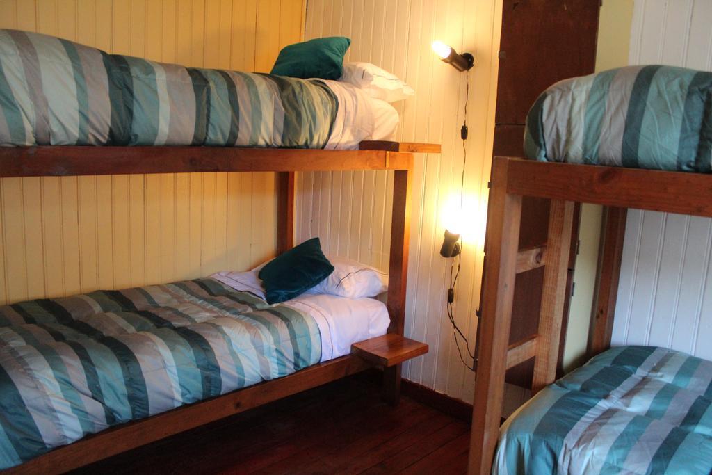 Hostal Casa Margouya Puerto Varas Esterno foto
